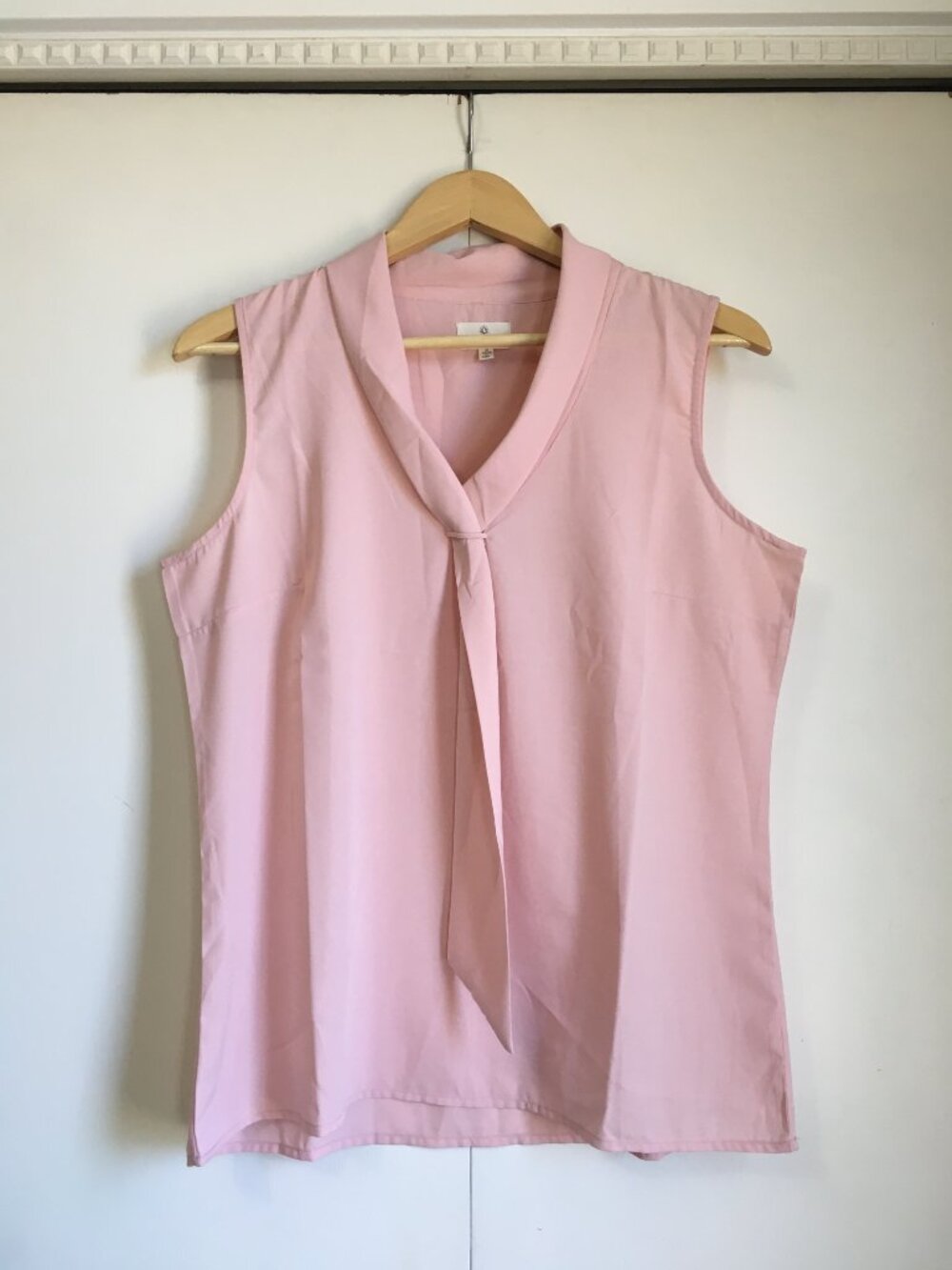 Tres Jolie M Studio Ballet Pink Tie Neck Bow Tank Top Office Siren Blouse